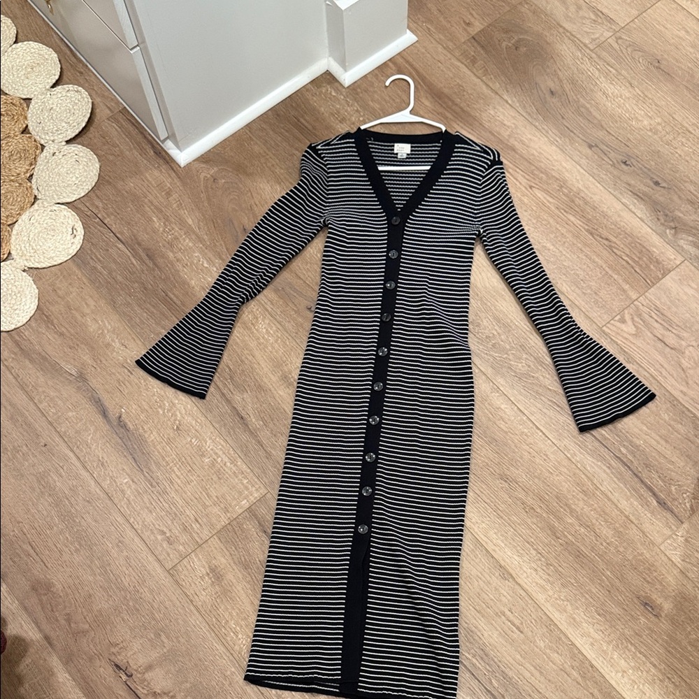 a new day Black and White Striped Long Sleeve Dress